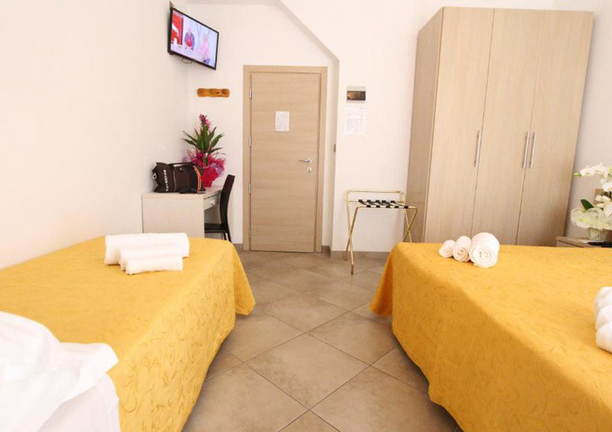 media.cameragialla6801